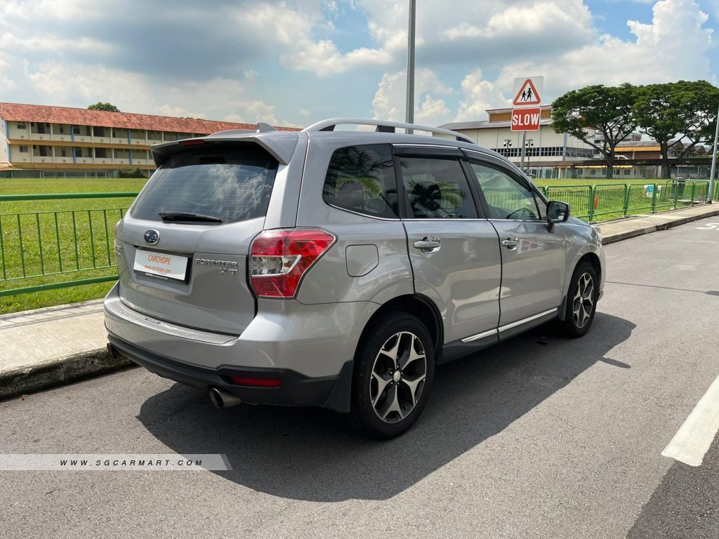 Subaru Forester 2.0A XT Sunroof