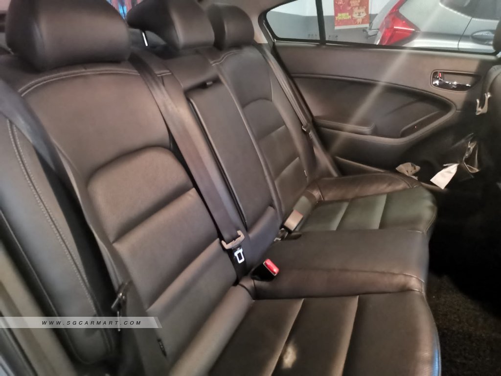 Kia Cerato K3 1.6A SX