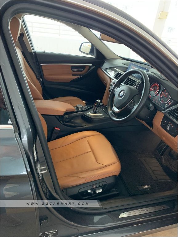 BMW 3 Series 318i Luxury