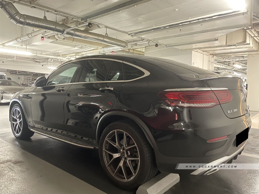 Mercedes-Benz GLC-Class GLC300 Coupe Mild Hybrid AMG Line 4MATIC Premium Plus