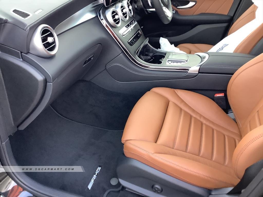 Mercedes-Benz GLC-Class GLC300 Coupe Mild Hybrid AMG Line 4MATIC Premium Plus