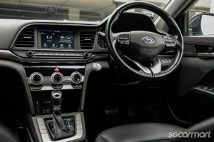 Hyundai Avante 1.6A GLS S