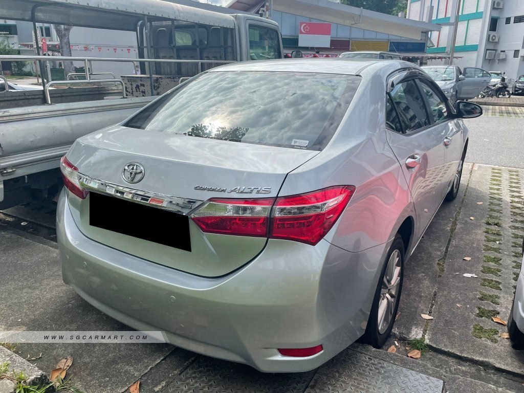 Toyota Corolla Altis 1.6A Elegance