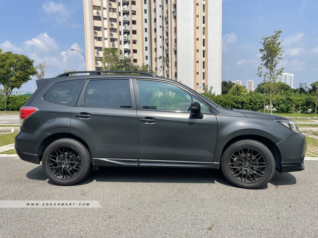 Subaru Forester 2.0A XT Sunroof