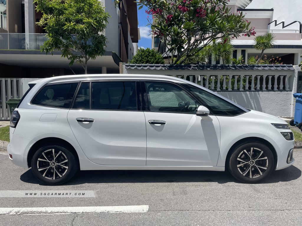 Citroen Grand C4 Picasso Diesel 1.6A BlueHDi Panoramic Roof