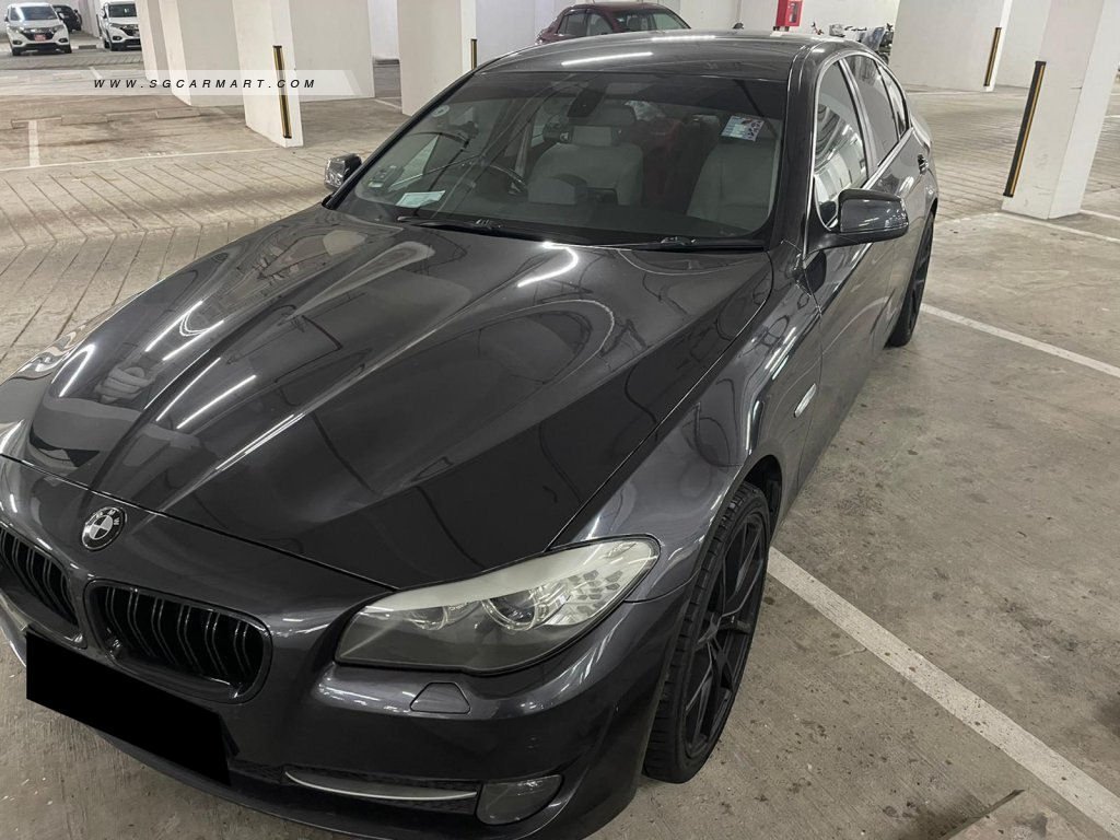 BMW 5 Series 523i (COE till 08/2030)