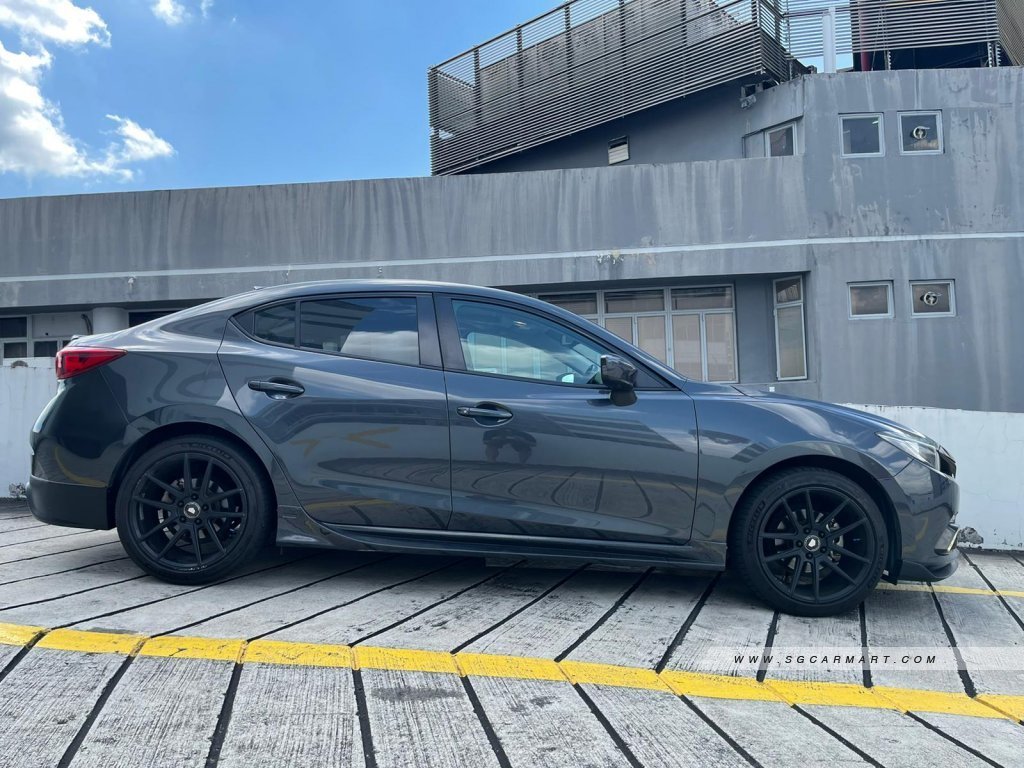 Mazda 3 1.5A Sunroof