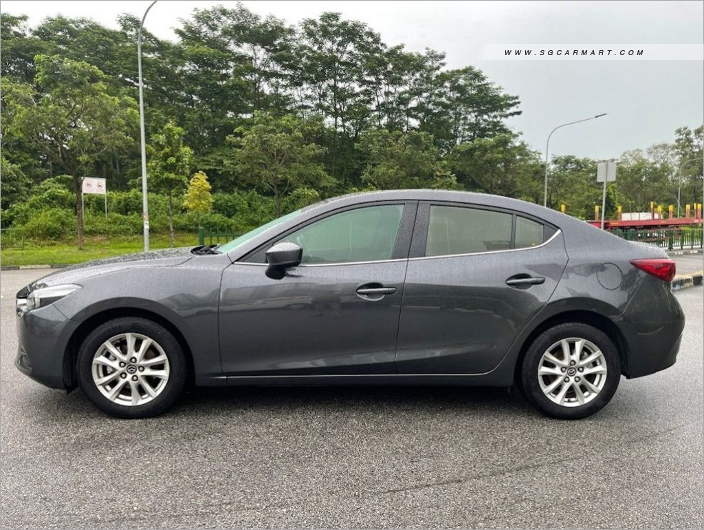 Mazda 3 1.5A Sunroof