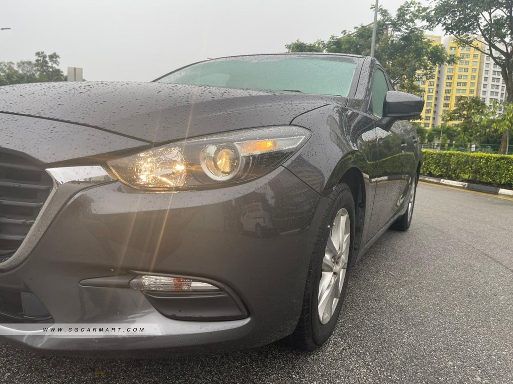 Mazda 3 1.5A Sunroof