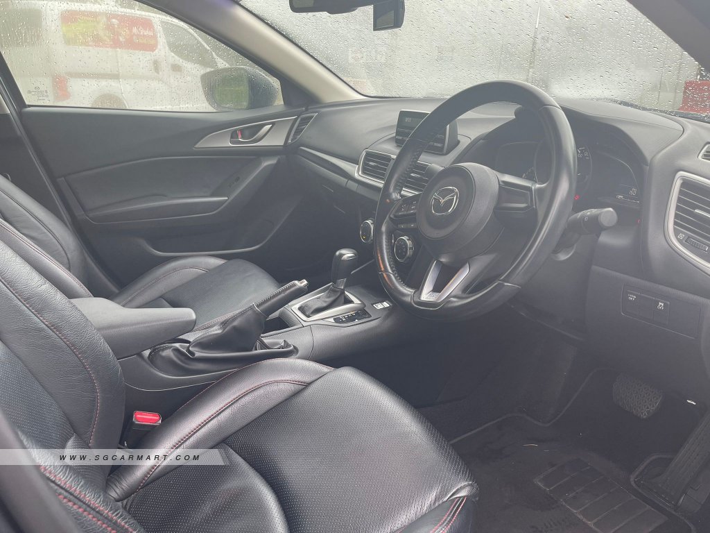 Mazda 3 1.5A Sunroof