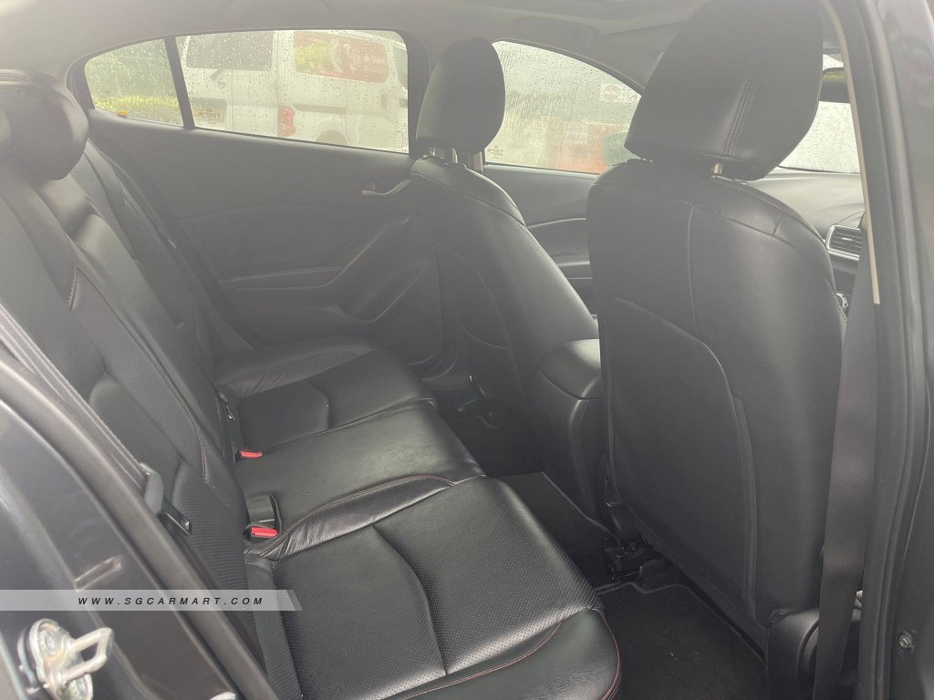 Mazda 3 1.5A Sunroof