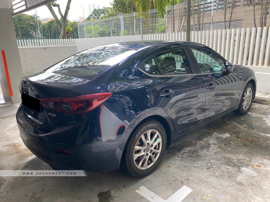Mazda 3 1.5A Deluxe