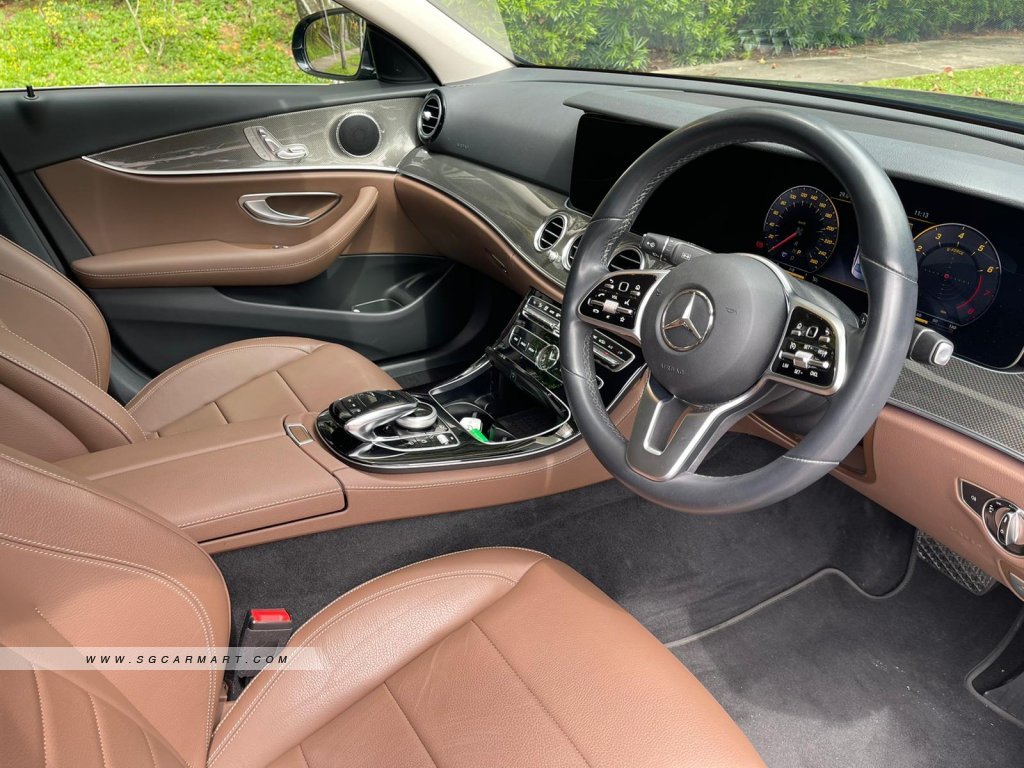 Mercedes-Benz E-Class E200 Avantgarde