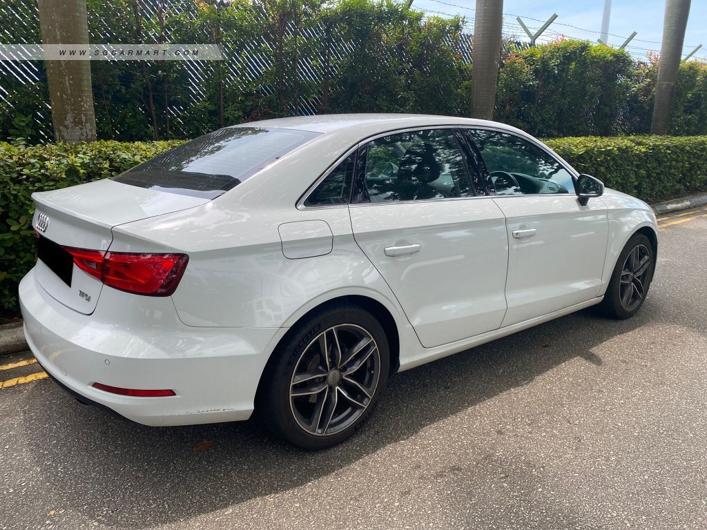 Audi A3 Sedan 1.4A TFSI Ambiente
