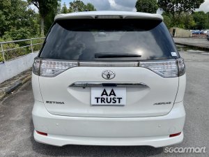 Toyota Estima 2.4A Aeras Premium Moonroof