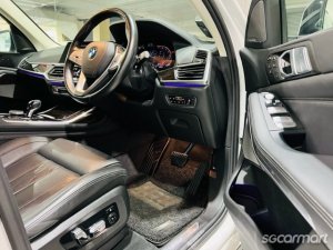 BMW X7 xDrive40i Pure Excellence 7-Seater