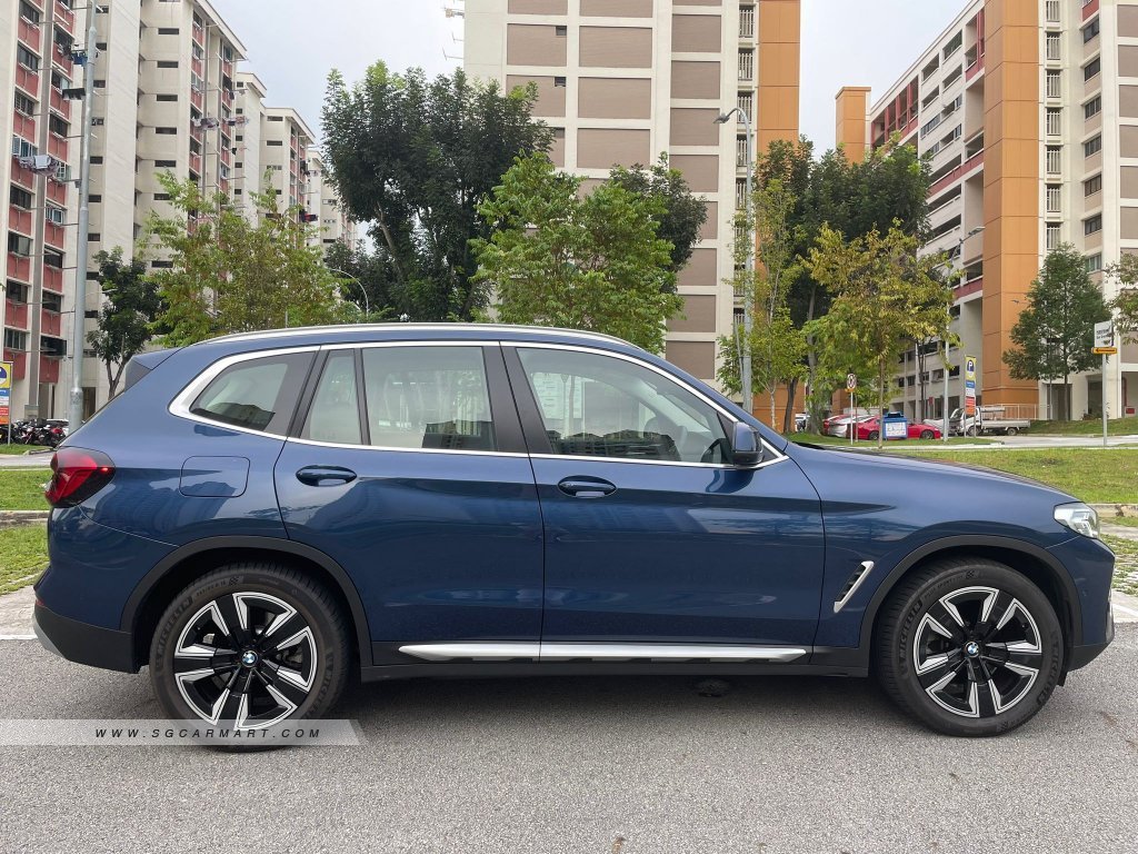 BMW X3 Mild Hybrid xDrive20i