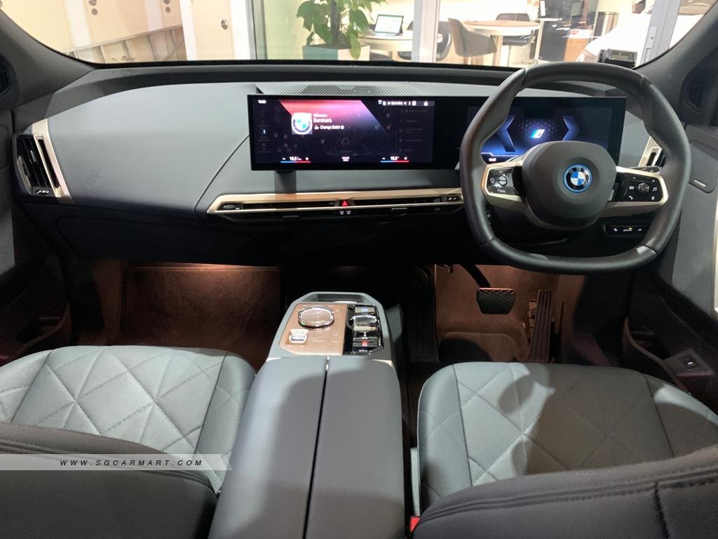 BMW iX Electric xDrive40