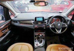BMW 2 Series 216i Gran Tourer Luxury