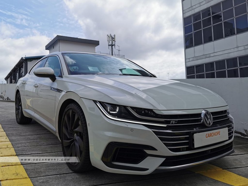 Volkswagen Arteon 2.0A TSI R-Line