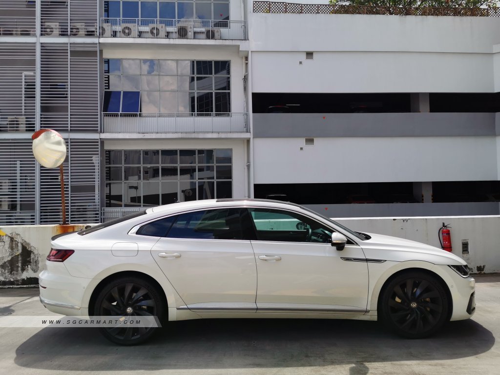 Volkswagen Arteon 2.0A TSI R-Line