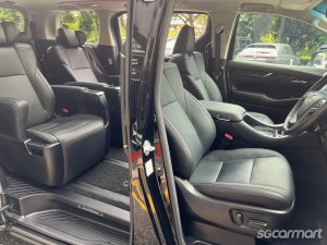 Toyota Alphard 2.5A S C-Package Moonroof