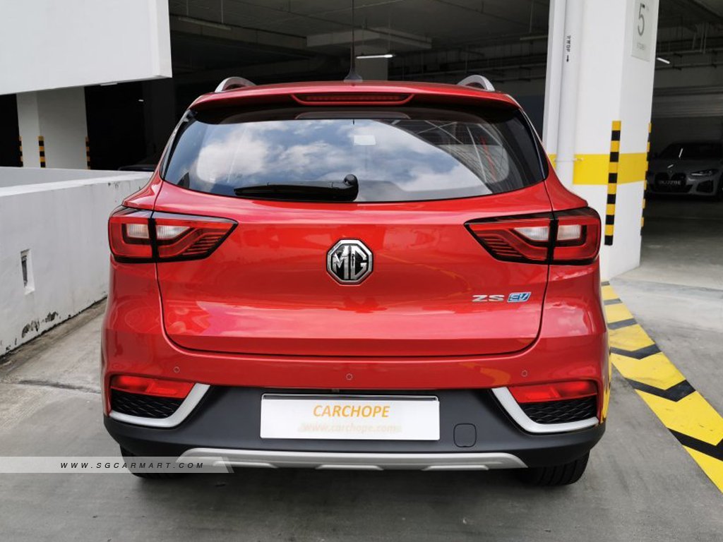 MG ZS Electric Deluxe