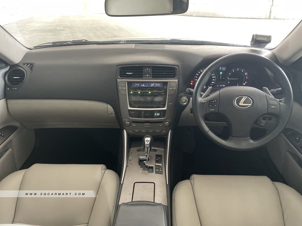 Lexus IS250 (COE till 12/2029)