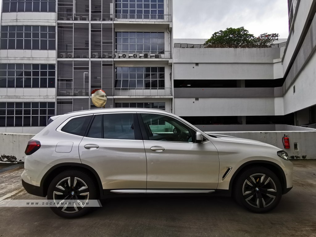 BMW X3 Mild Hybrid xDrive20i