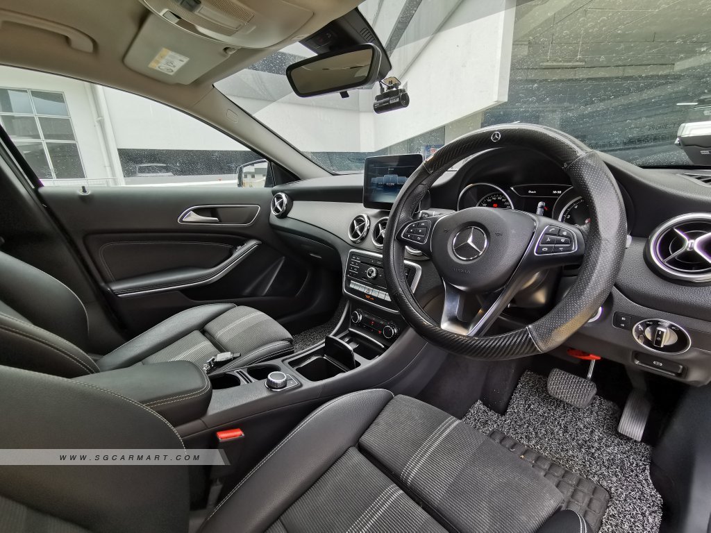Mercedes-Benz GLA-Class GLA180 Urban Edition