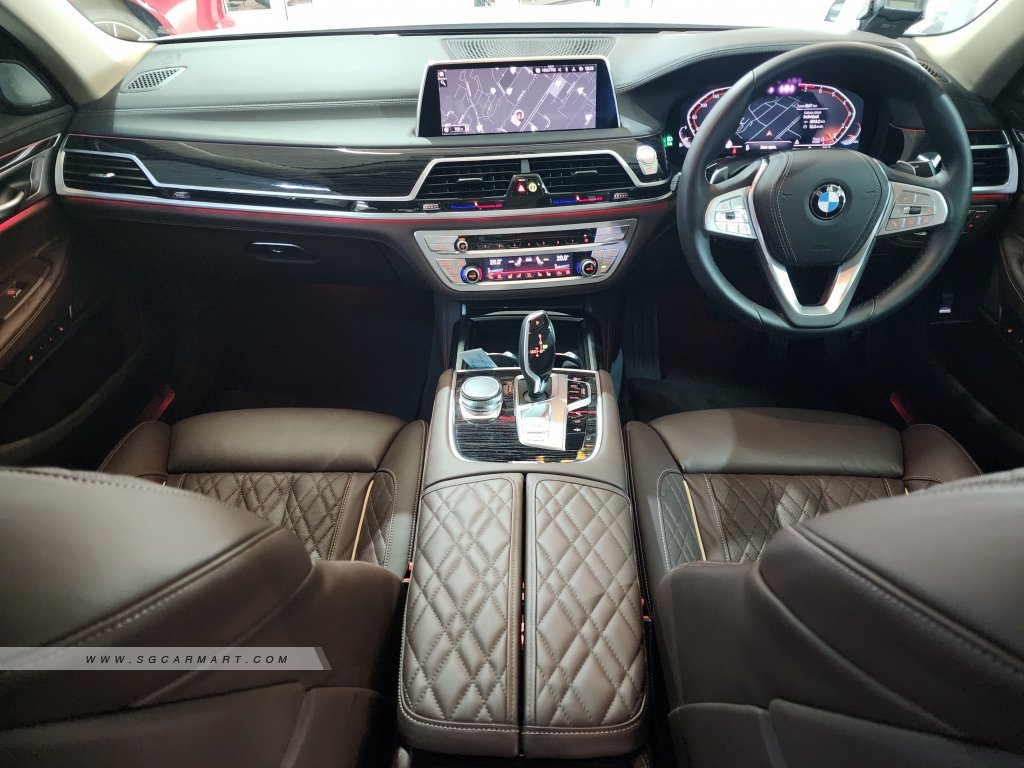 BMW 7 Series 740Li Sunroof