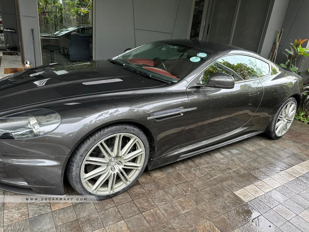 Aston Martin DBS Coupe 6.0A (COE till 08/2031)