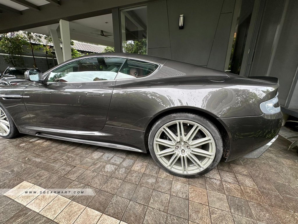 Aston Martin DBS Coupe 6.0A (COE till 08/2031)