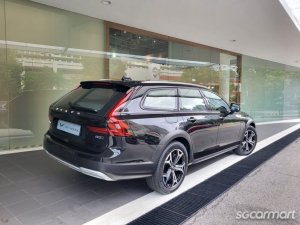 Used 2023 Volvo V90 Cross Country Mild Hybrid B5 2.0A For Sale ...