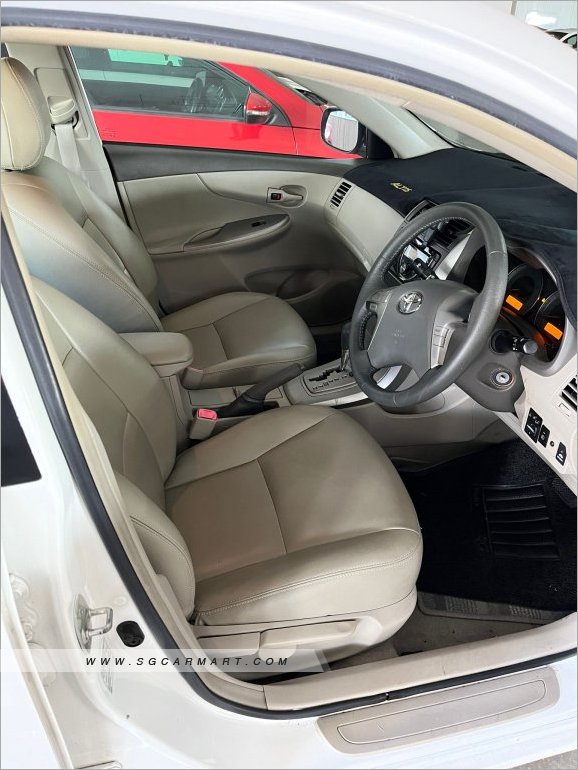 Toyota Corolla Altis 1.6A (COE till 04/2024)