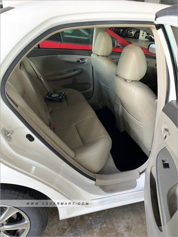Toyota Corolla Altis 1.6A (COE till 04/2024)