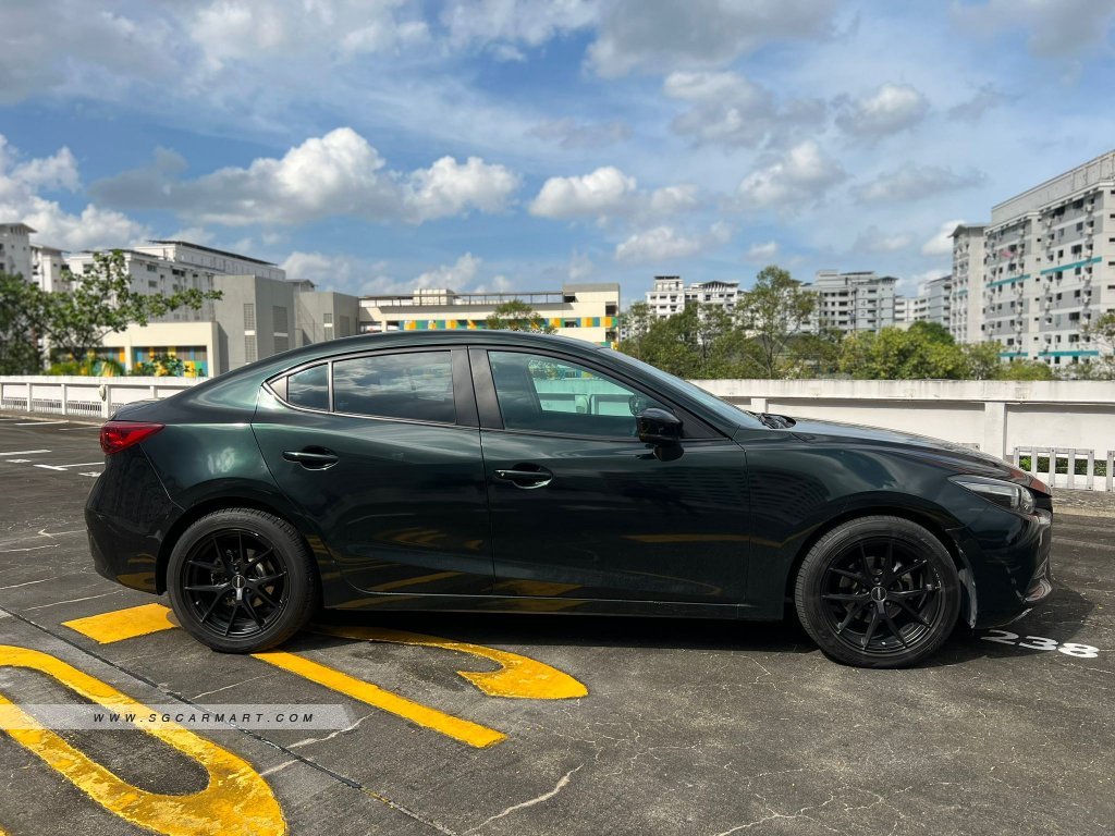Mazda 3 1.5A Sunroof