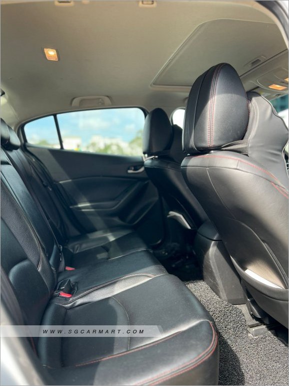 Mazda 3 1.5A Sunroof