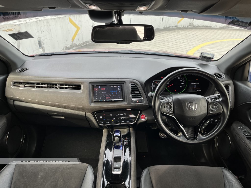 Honda Vezel Hybrid 1.5A RS