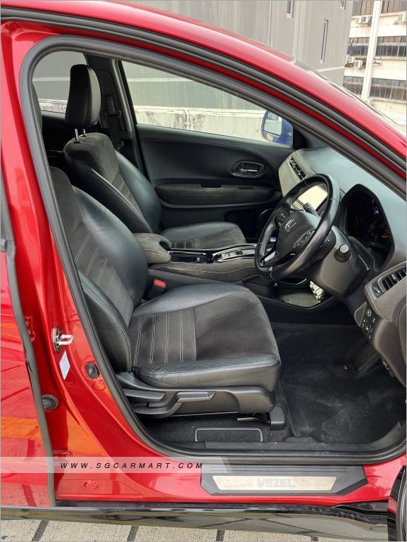 Honda Vezel Hybrid 1.5A RS