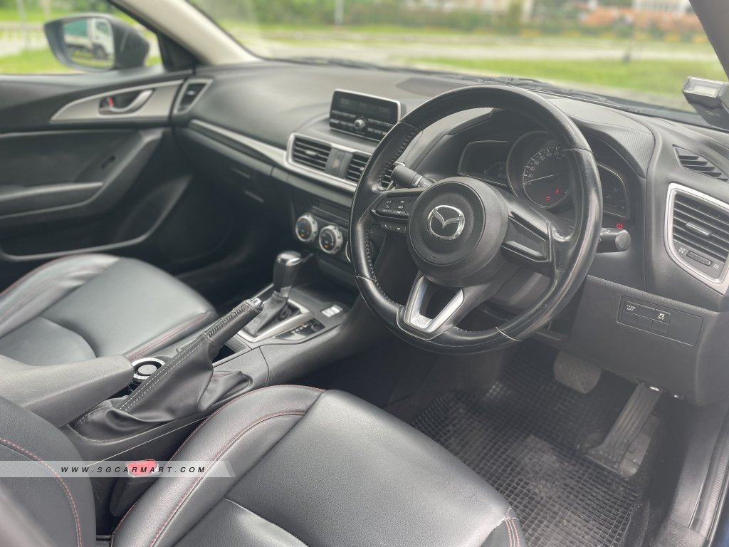 Mazda 3 1.5A Sunroof