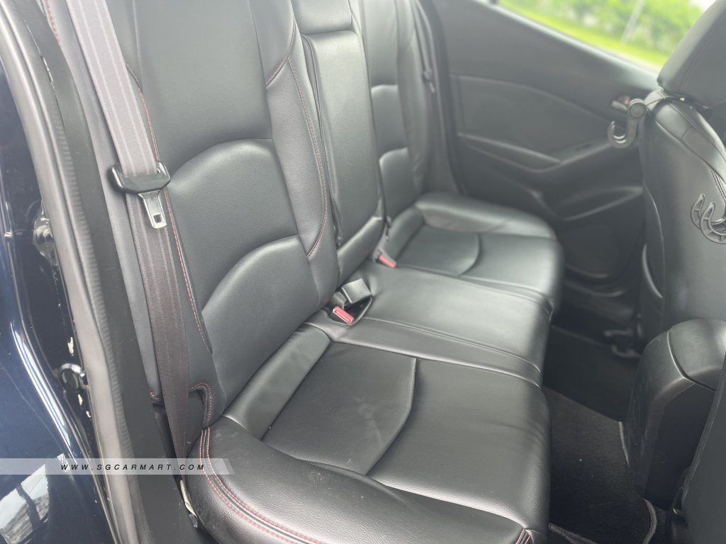 Mazda 3 1.5A Sunroof