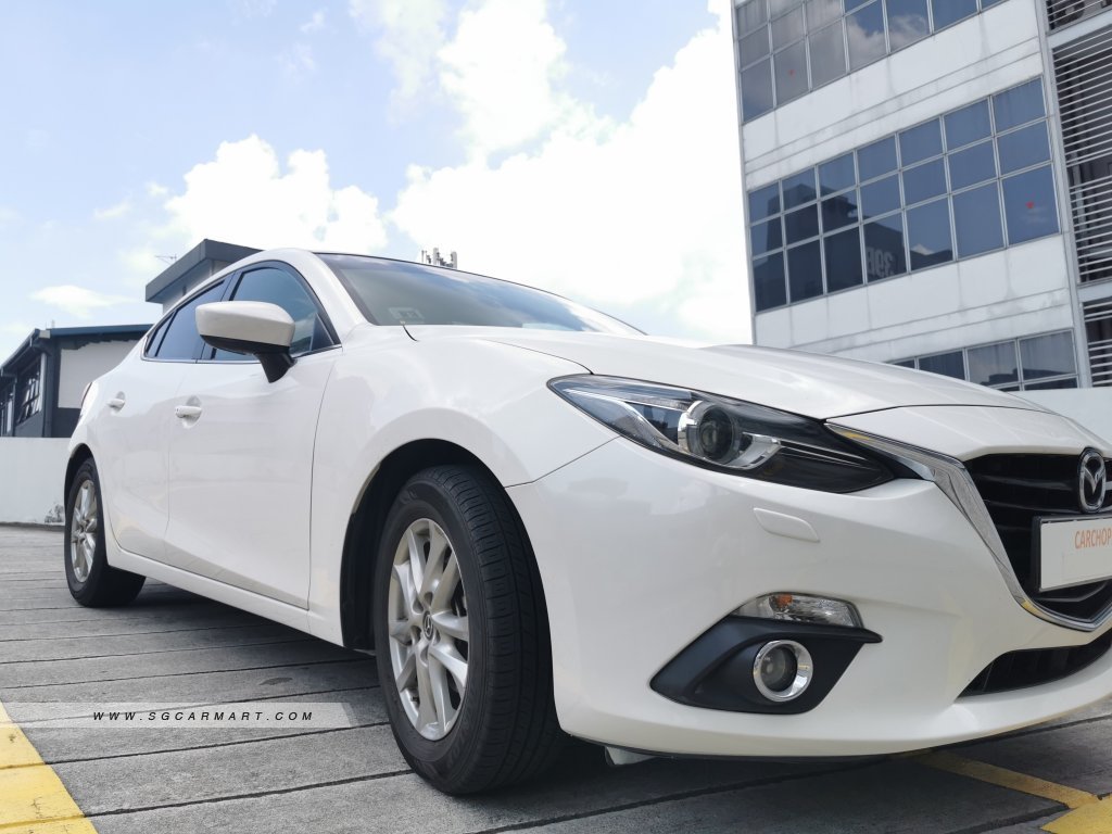Mazda 3 1.5A Deluxe Sunroof