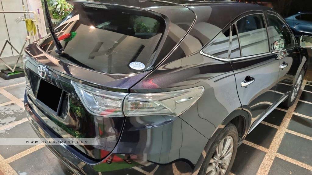 Toyota Harrier 2.0A Premium Panoramic Roof