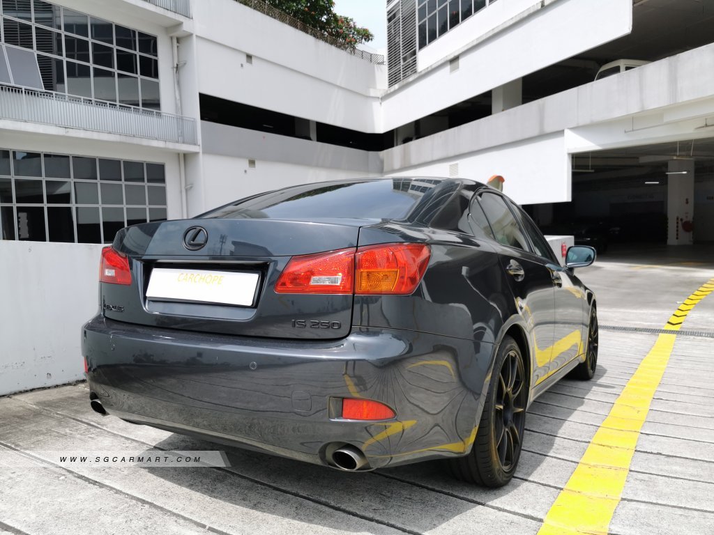 Lexus IS250 (COE till 08/2028)