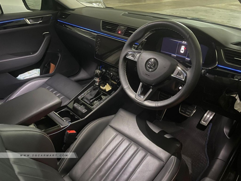 Skoda Superb 2.0A TSI Laurin & Klement