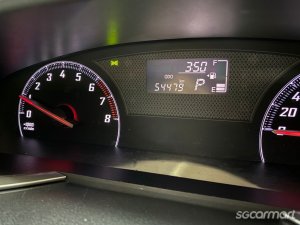 Toyota Sienta 1.5A Standard