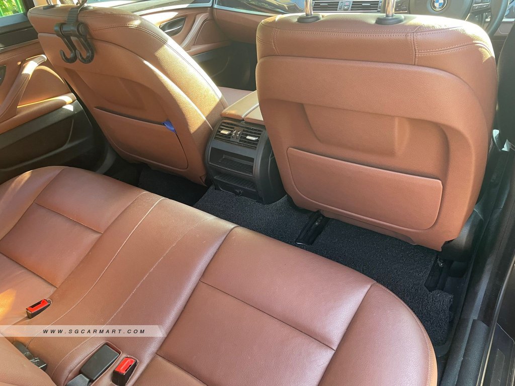 BMW 5 Series 520i (New 10-yr COE)