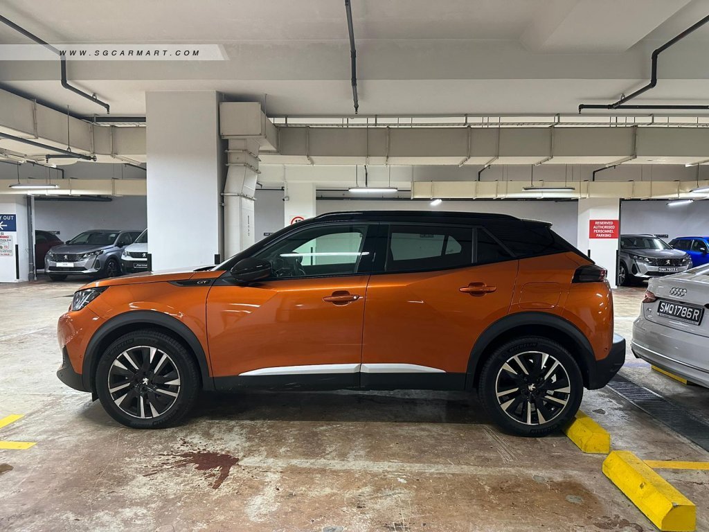 Peugeot 2008 Active Puretech 1.2A EAT8 GT Sunroof
