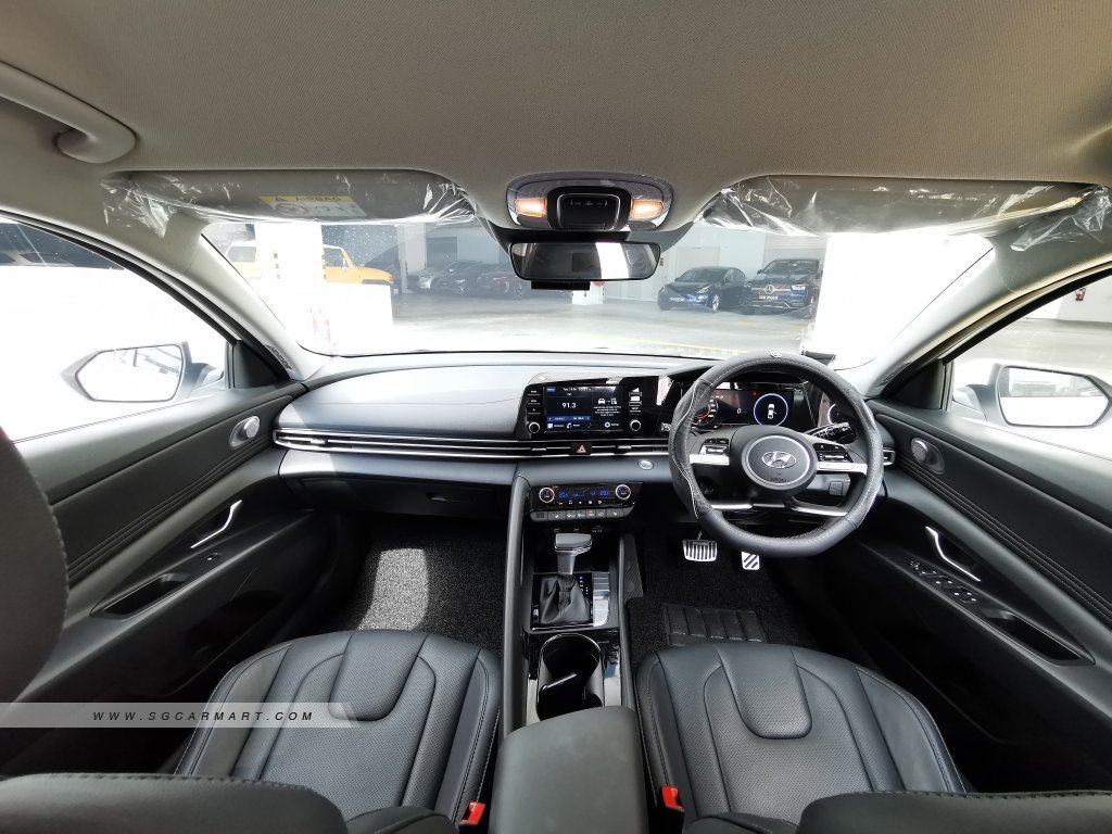 Hyundai Avante 1.6A S